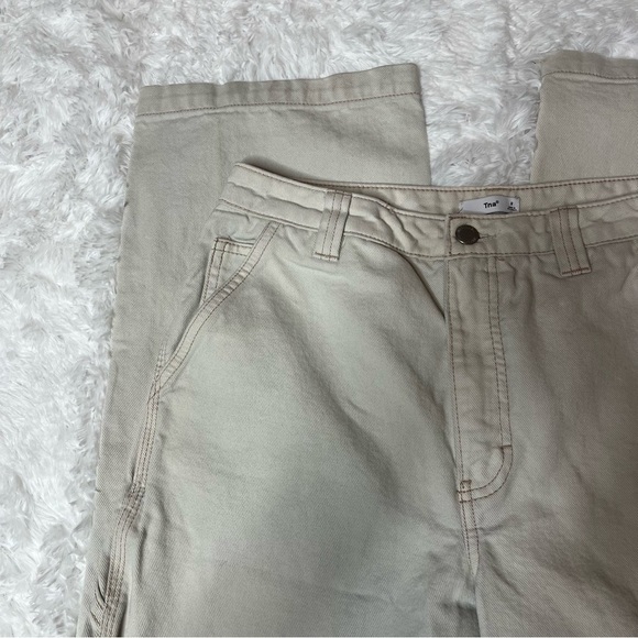 Aritzia TNA Greenwich Cream Cargo Baggy Pants 8 - Picture 4 of 6